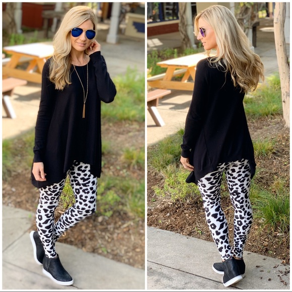 ✨LAST ONE✨Black and White Animal Print Leggings - Picture 5 of 7